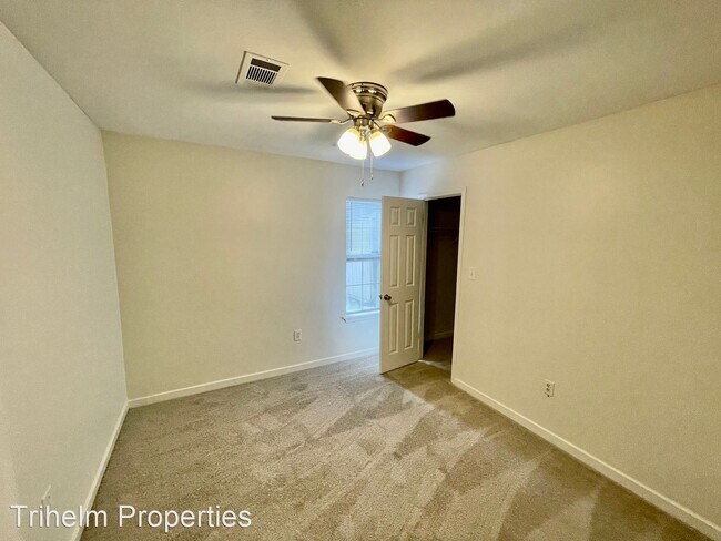 Building Photo - 3 br, 2 bath House - 2007 Red Oak Dr