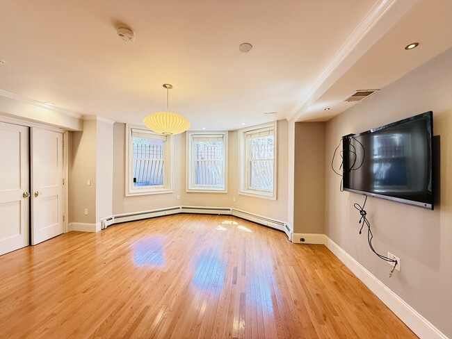 Foto del edificio - 365 Beacon St