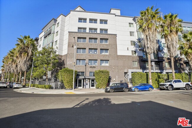 Foto del edificio - 629 Traction Ave