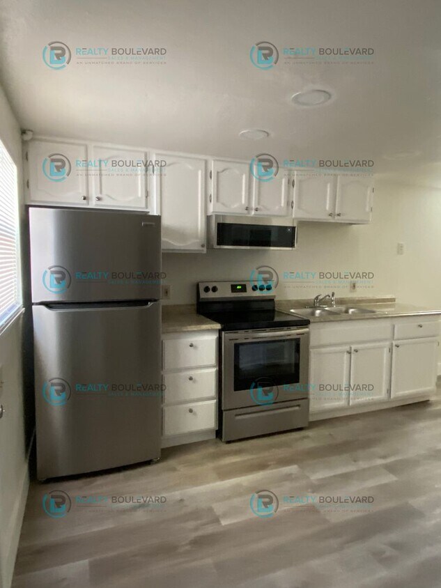 520 Locust St Unit B, Reno, NV 89502 Room for Rent in Reno, NV