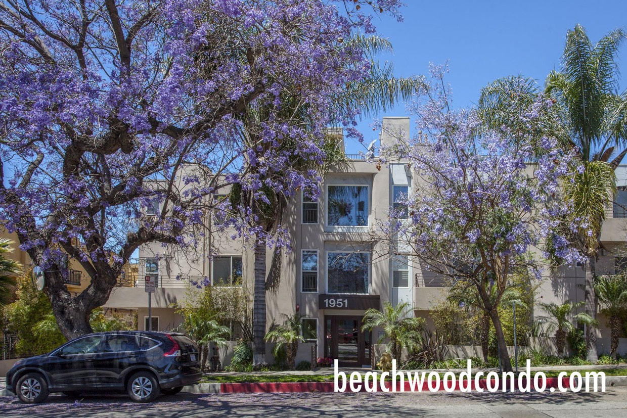 1951 N Beachwood Dr, Los Angeles, CA 90068 Condo for Rent in Los