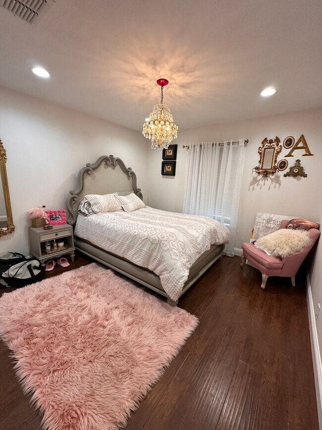 Foto del edificio - 4/3.5 located near I-30 and Lowe’s Distrib...