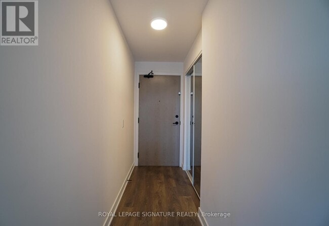 Photo du bâtiment - 130 River St