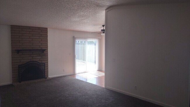 Foto del edificio - 4111 Ozro Ct