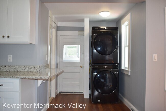Building Photo - 2 br, 1 bath House - 25 Pratt St