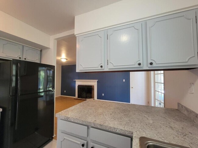 Foto del edificio - 12 Prests Mill Rd