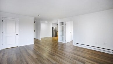 Building Photo - 115 W Squantum St