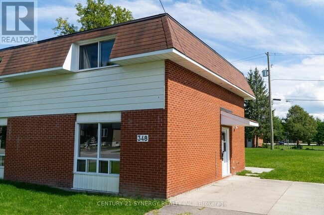 Building Photo - 348 Pattie Dr