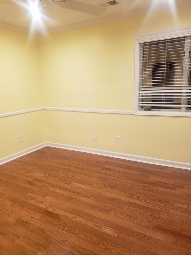 8 Elmwood Ave West Long Branch Nj 07764 House For Rent In West