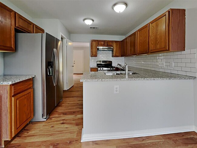 Foto del edificio - 2311 Friarwood Trail