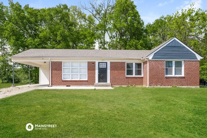 Foto principal - 104 Oak Dr