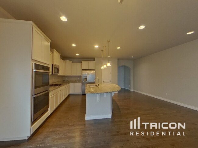 Foto del edificio - 6866 Sedgerock Ln