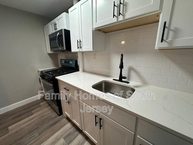 Foto del edificio - 7307 West Chester Pike