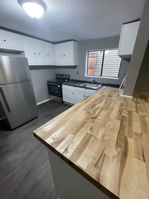 Foto principal - 5110 Butler St
