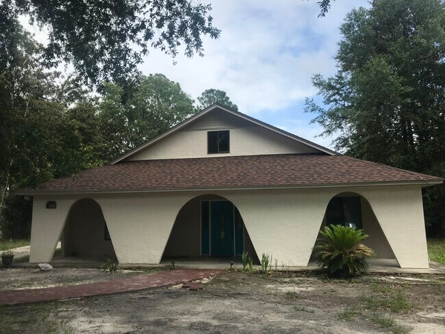 Building Photo - 1402 Robin Hood Rd