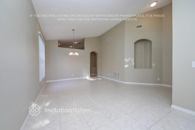 Building Photo - 13342 Luxbury Loop