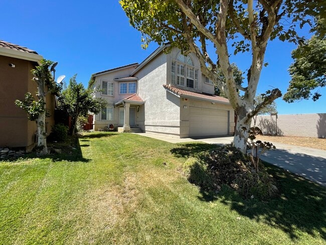 Building Photo - 423 Kinsmill Ct