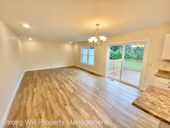 Building Photo - 3 br, 2.5 bath House - 18 Chase Court