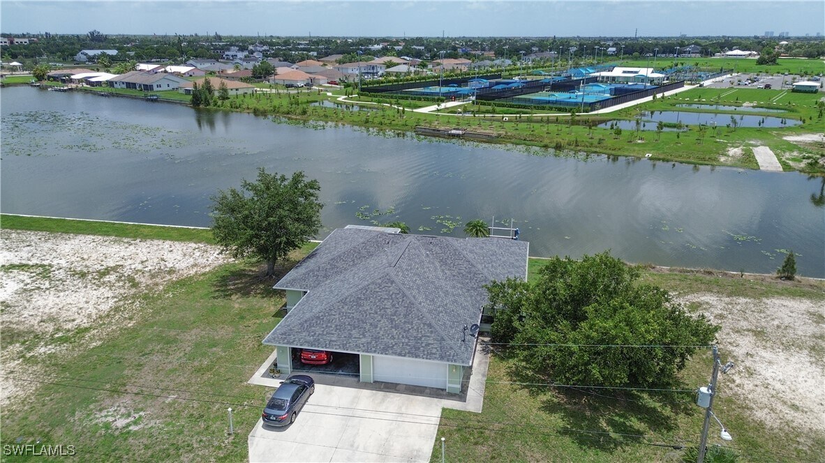 Foto principal - 513 SW 3rd Ct