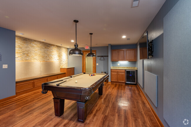 Sala de juegos - Brookfield Highlands Apartments 55+