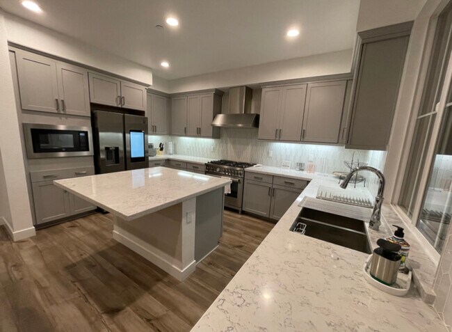 Kitchen with high end Italian appliances - 1609 Country Manor Dr