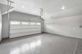 Building Photo - 203 E Salty St