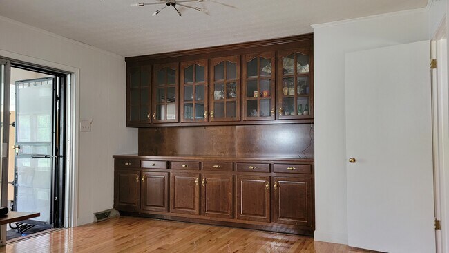 Foto del edificio - 4904 Holmes Ave NW