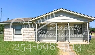 Building Photo - 1005 Dryden Ave