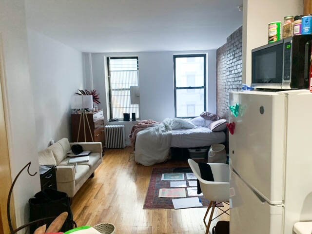 Primary Photo - 239 E 24th St