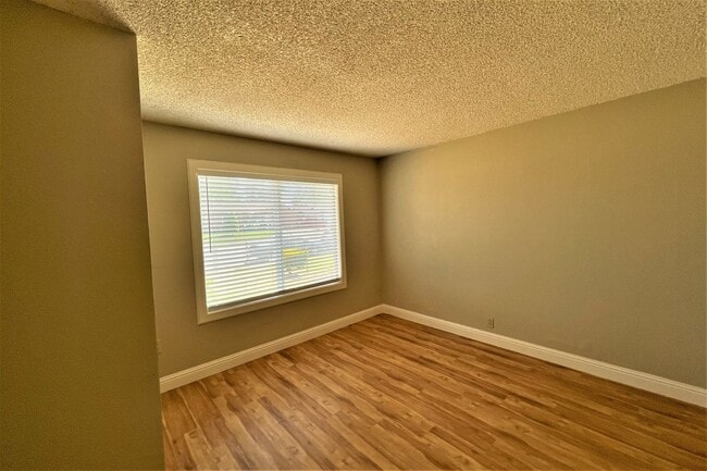 Foto del edificio - 6005 N Haven Dr