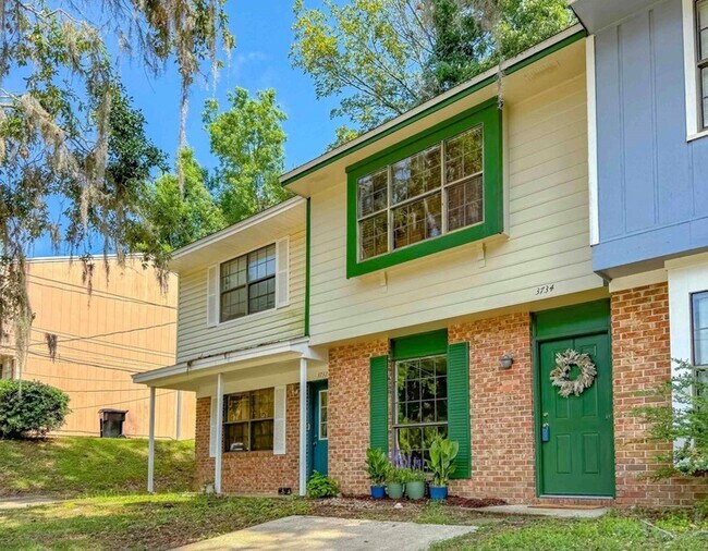 Foto del edificio - 3734 Rock Brook Dr