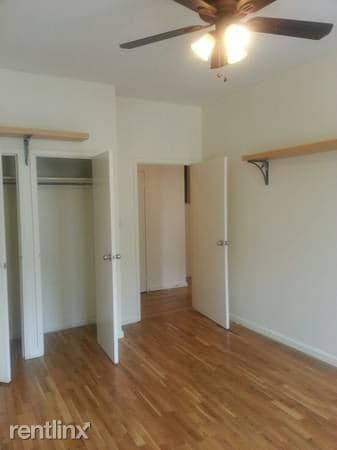 Primary Photo - 132 Carlton Ave
