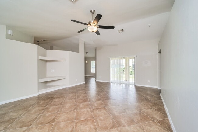 Foto del edificio - 218 SW 11th Ave