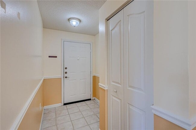 Building Photo - 9833 Baywinds Blvd