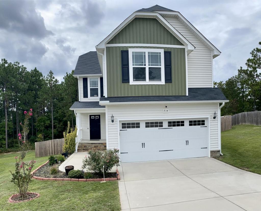 714 Wood Point Dr. House Rental in Bunnlevel, NC