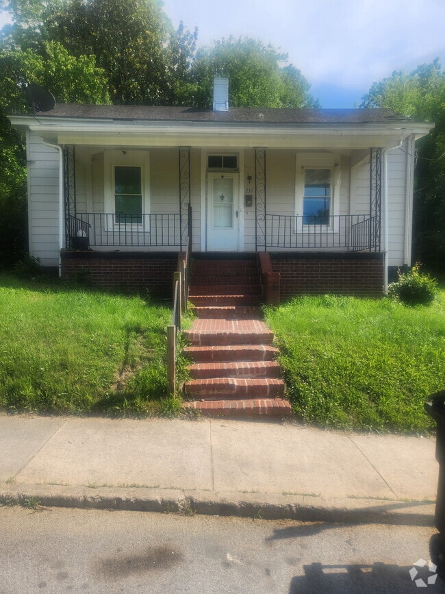 Building Photo - 239 Baugh St