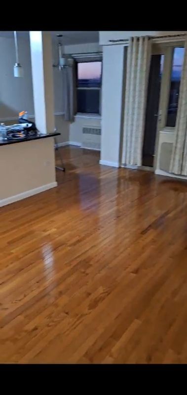 Foto del edificio - 12205 Flatlands Ave