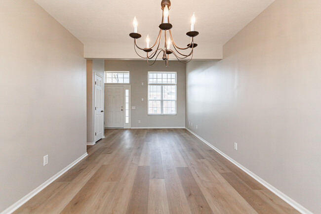 Building Photo - 7012 Churchhill Downs Dr