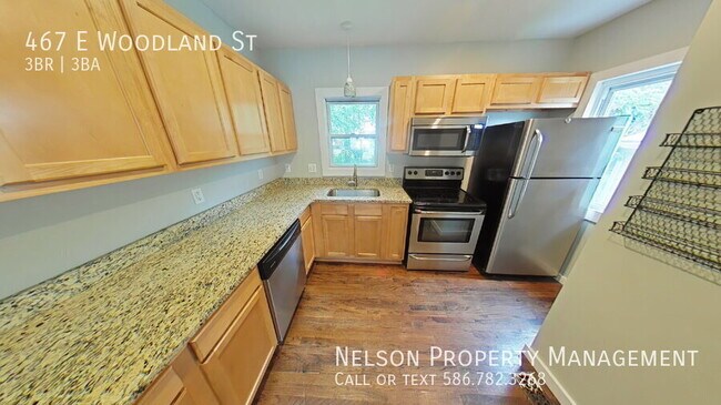 Foto del edificio - 467 E Woodland St