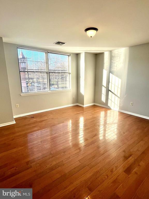 Foto principal - 2401 S 5th St