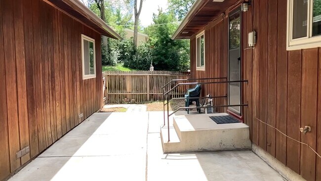 Foto del edificio - 113 Pierce Dr