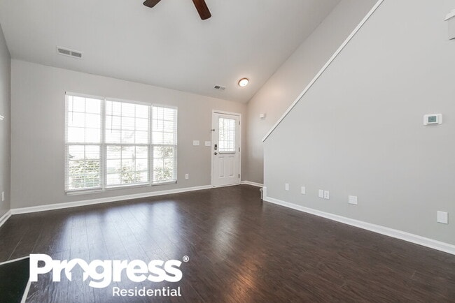 Building Photo - 5243 Little Sandy Dr
