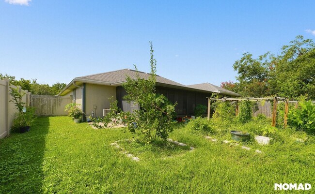Foto del edificio - 1444 Dog Fennel Ct