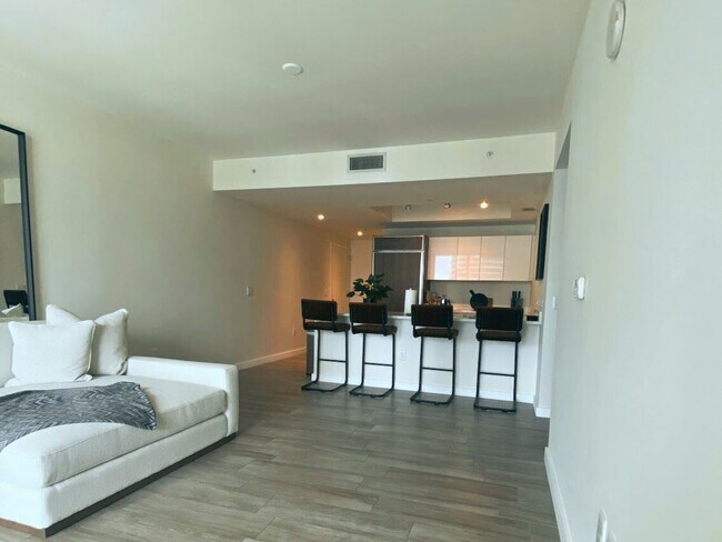 Foto del edificio - 1100 S Miami Ave