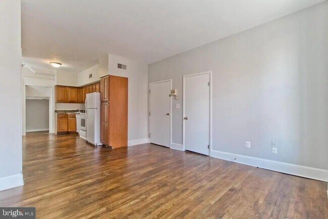 Foto del edificio - 308 N Market St