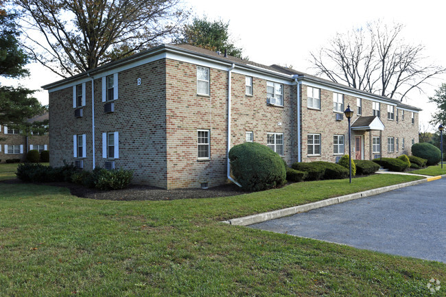 Building Exterior - Sharon Arms