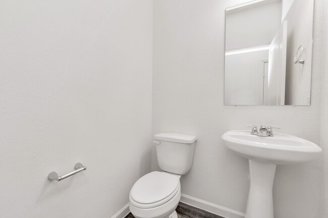 Foto del edificio - 7810 Hightree Dr