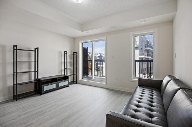 Photo du bâtiment - 3 bedroom 3 bath Townhouse
