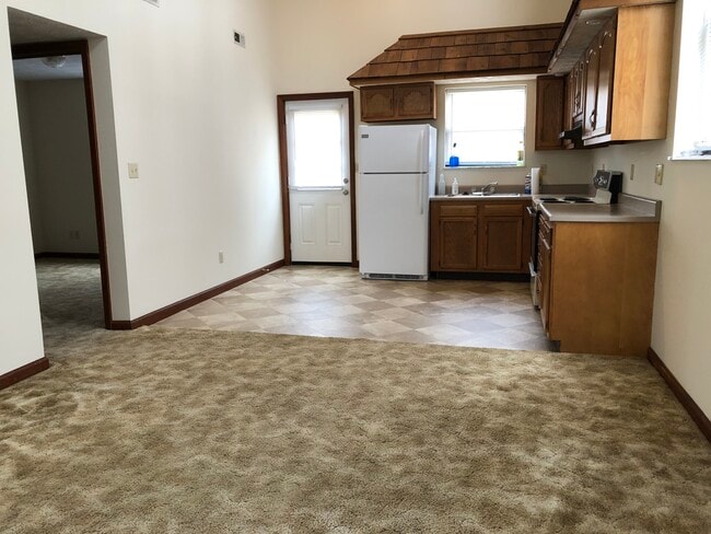 Kitchen looking from LR - 2201 Spring Valley Dr