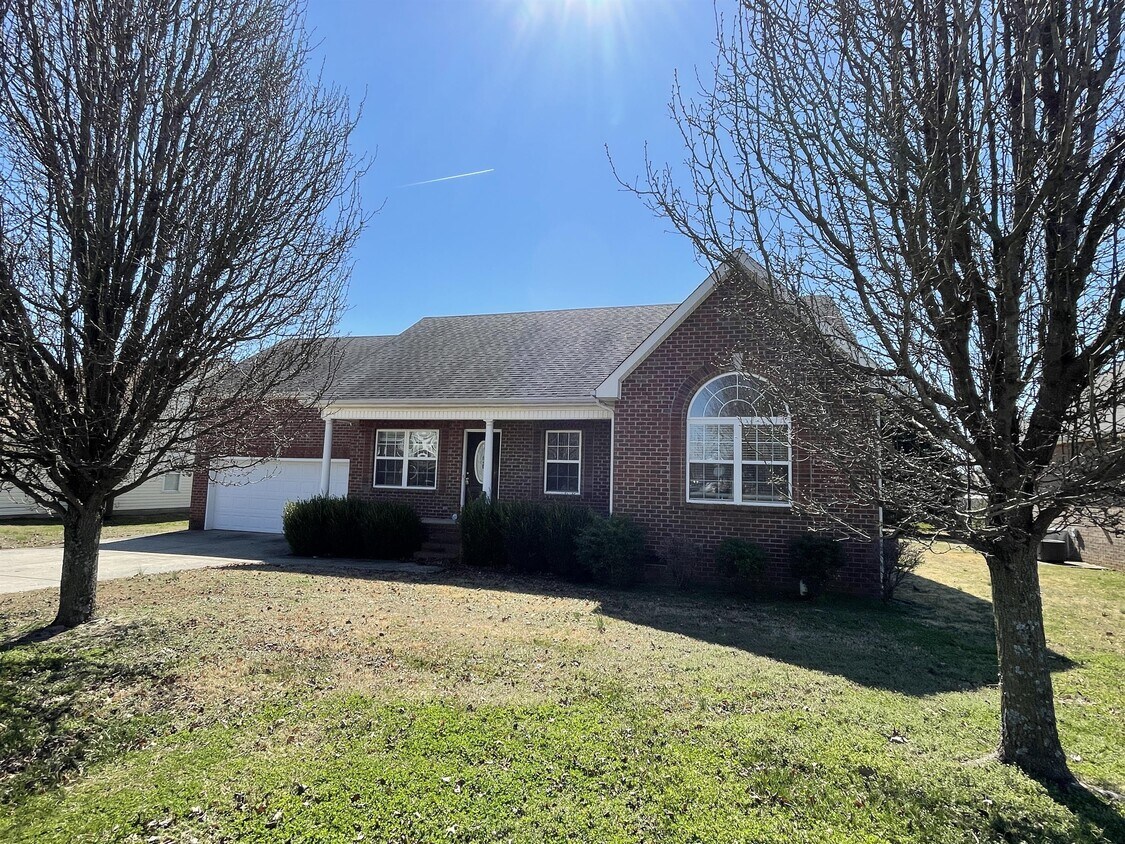 Primary Photo - 349 Indian Park Dr